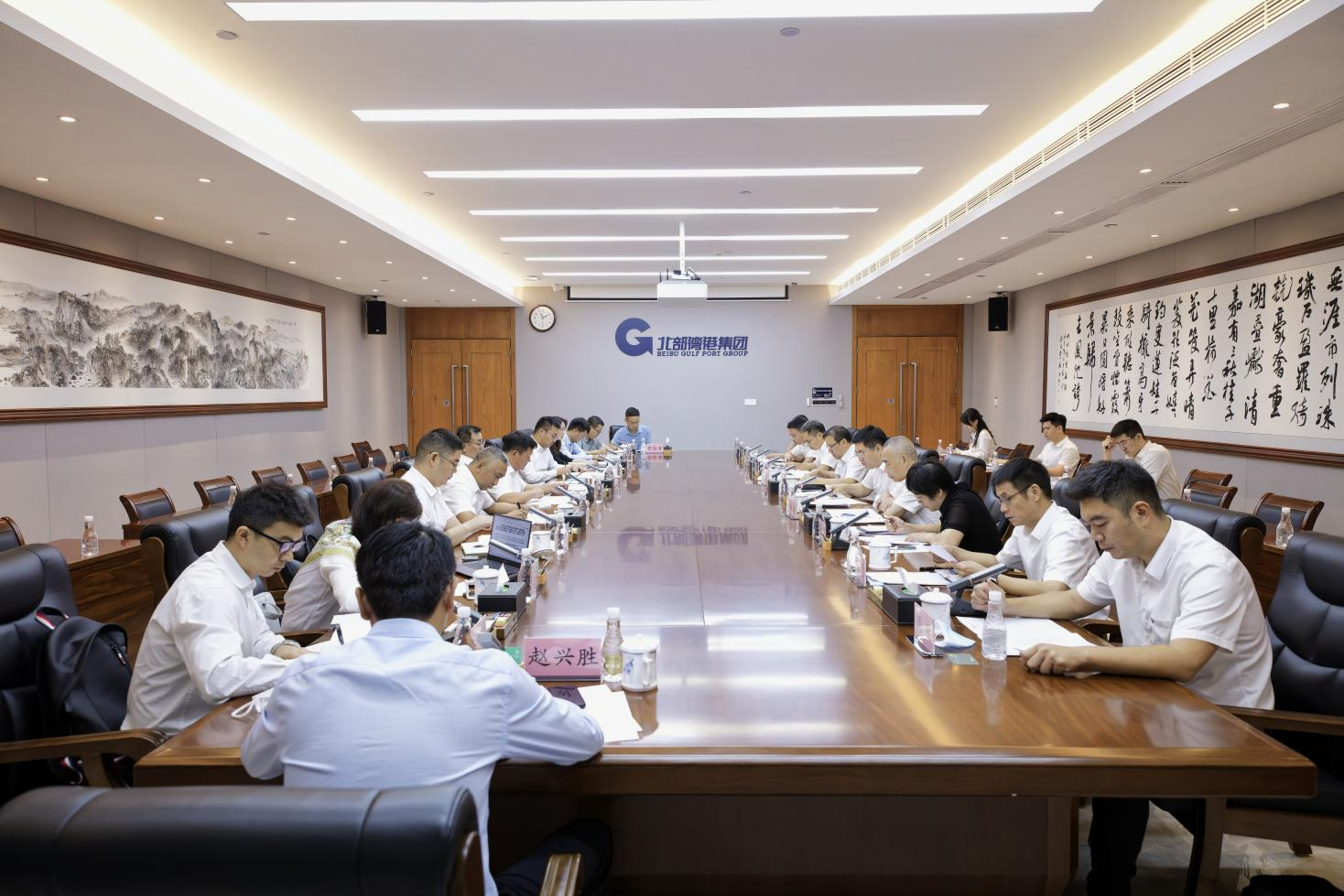 借助港口优势提升综合竞争力 —— 段治葵率队赴广西北部湾国际港务集团考察