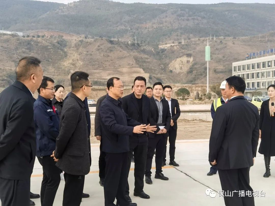 杨军到蒲缥公铁联运物流园调研时强调：奋力推进园区早日开通运营