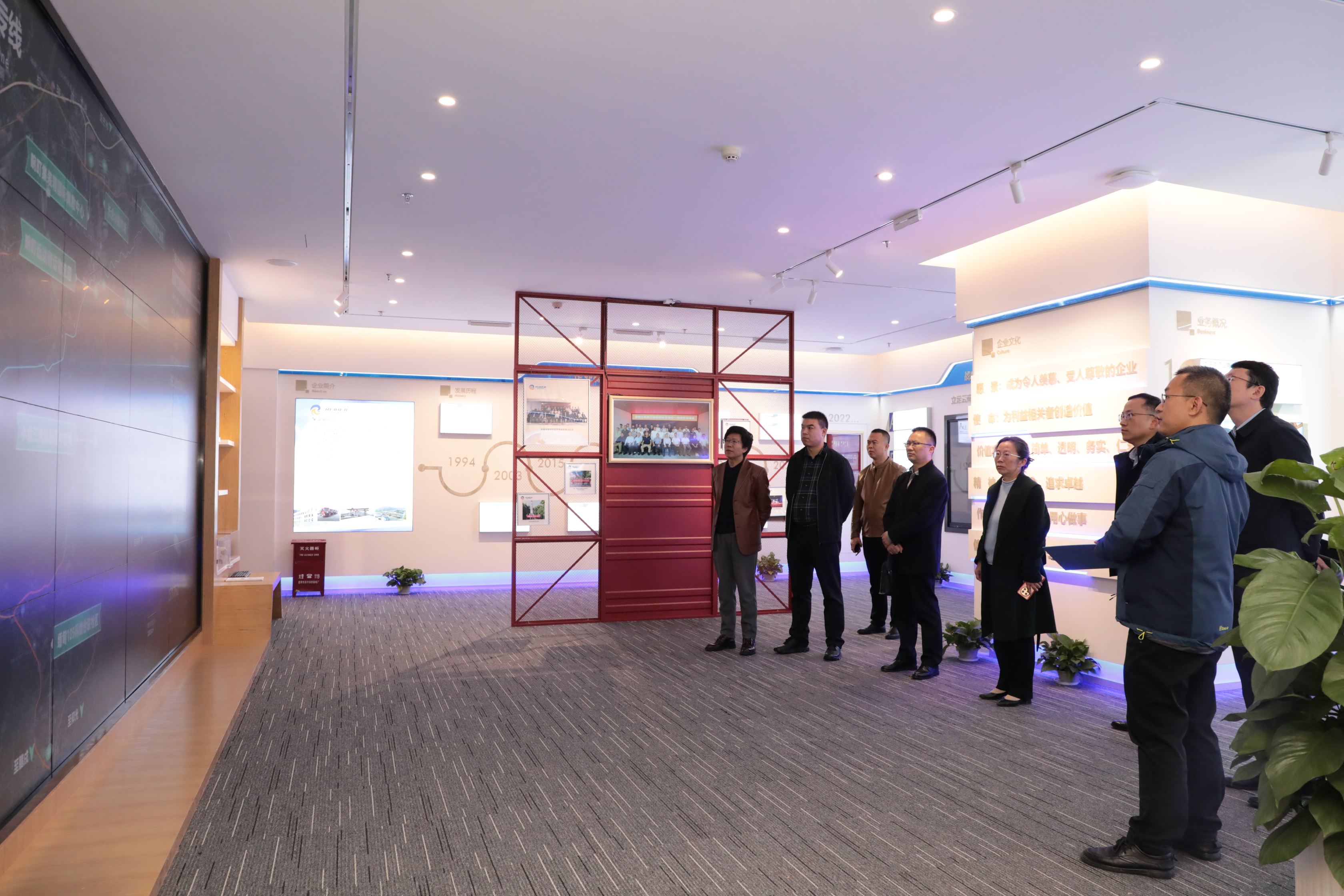 中国地方铁路协会铁路专用线分会会长李明水，云南省交通运输行业协会常务副会长邵玉华一行莅临瑞和锦程调研指导